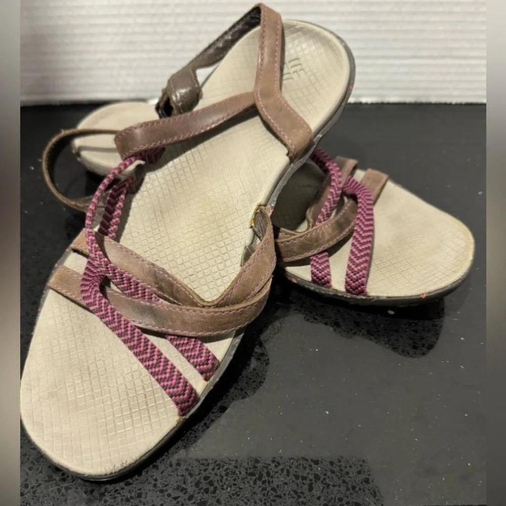 Columbia strappy leather woven women sandals US10 comfort cushion walkingsports